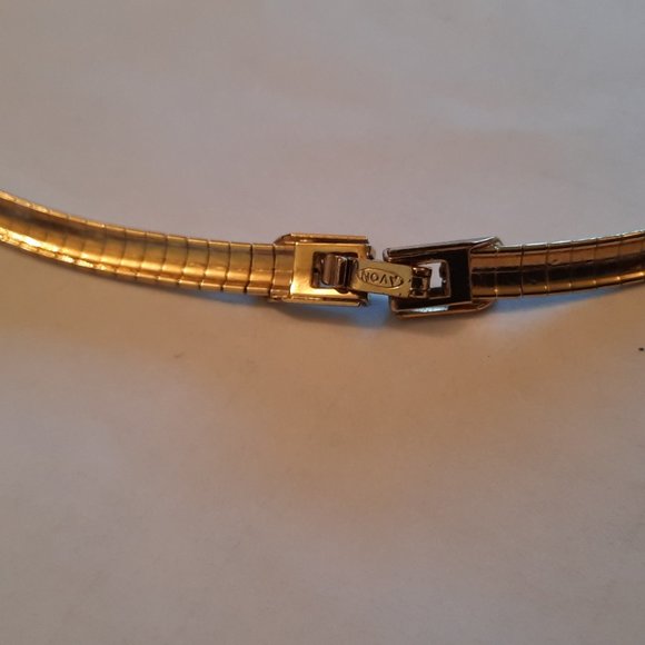 Vintage Avon Collarbone Necklace w/extension - Picture 6 of 10